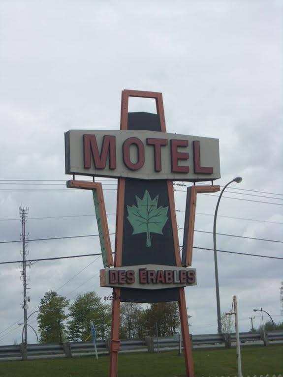 Motel Des Erables Coteau-du-Lac Exterior photo